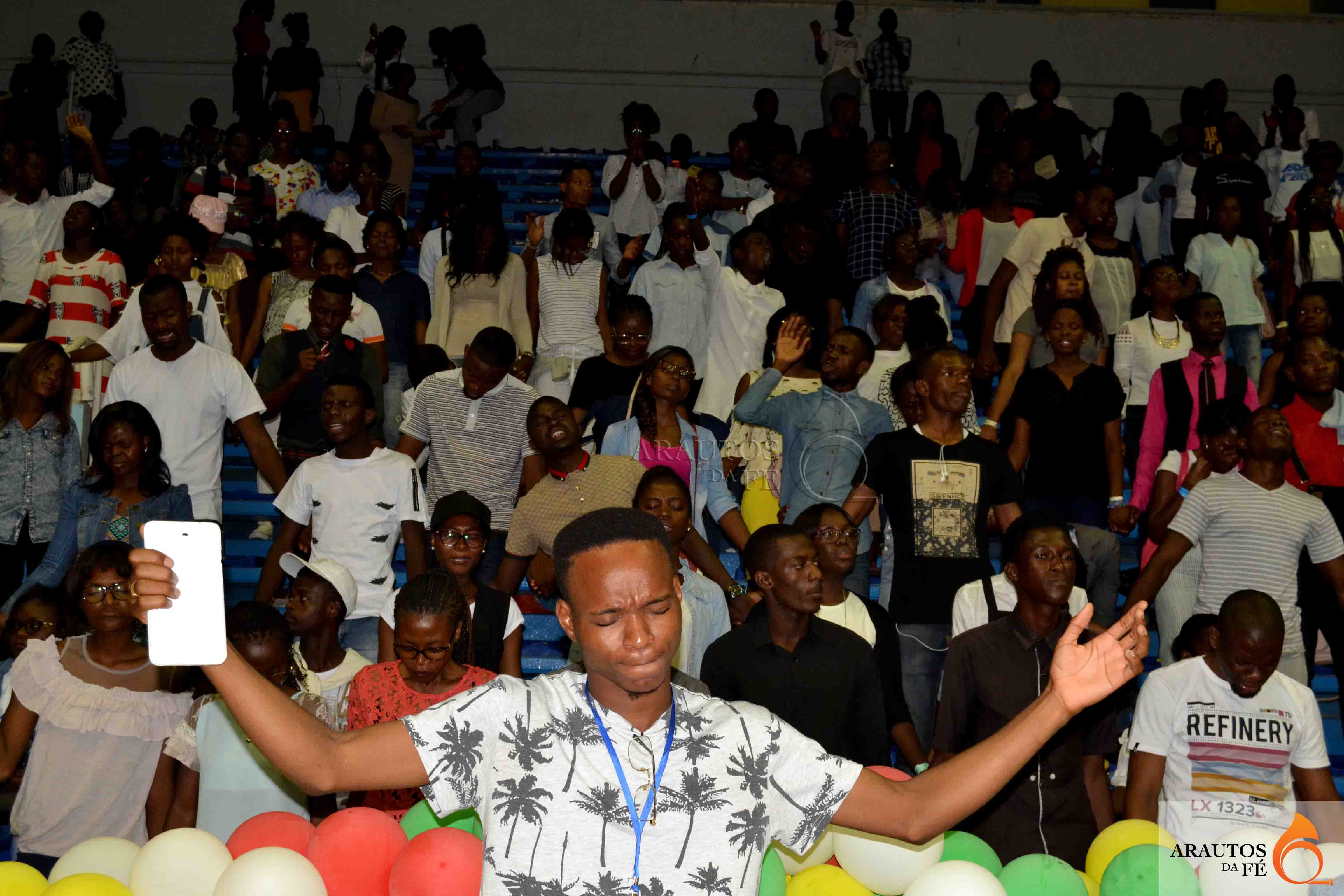 Concerto juntou adoradores que oraram por Angola
