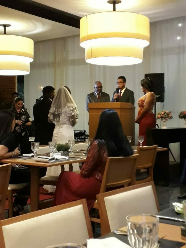 Casamento foi celebrado pelos Pastores Ricardo Chagas e Ivanir Chagas, coadjuvados pelo Pastor Abrahão Costa.