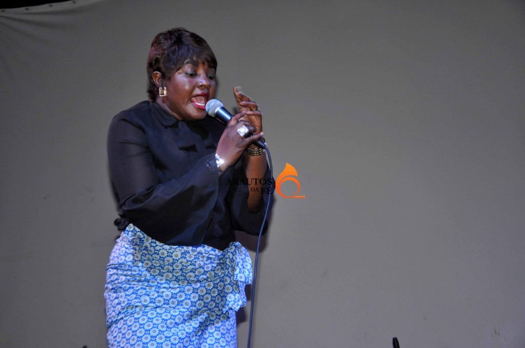 cantora evangélica Tê Kuanzambi, apelou 