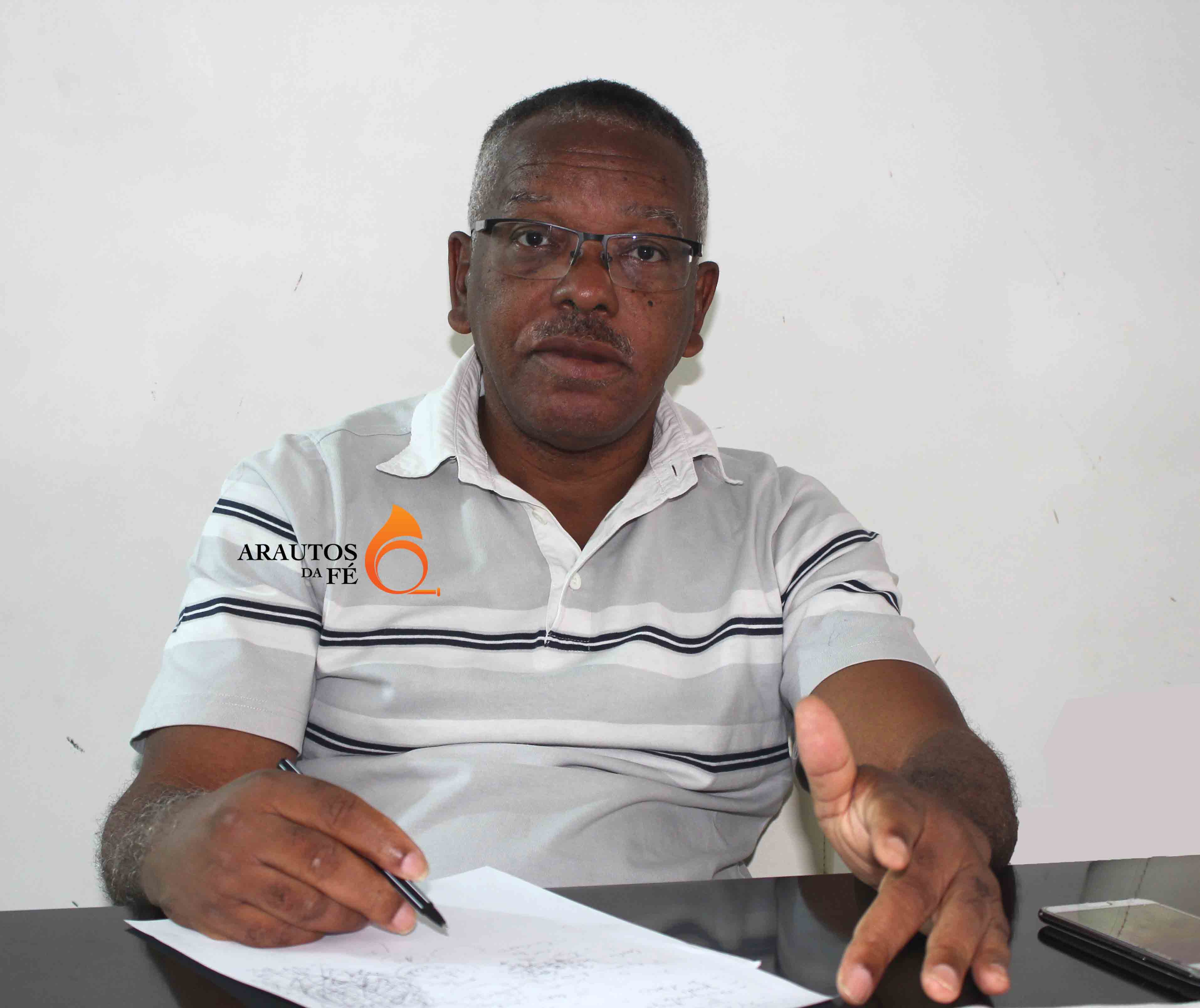 Psicólogo Aníbal Simões, considera grande a influência da religião africana nas comunidades cristãs