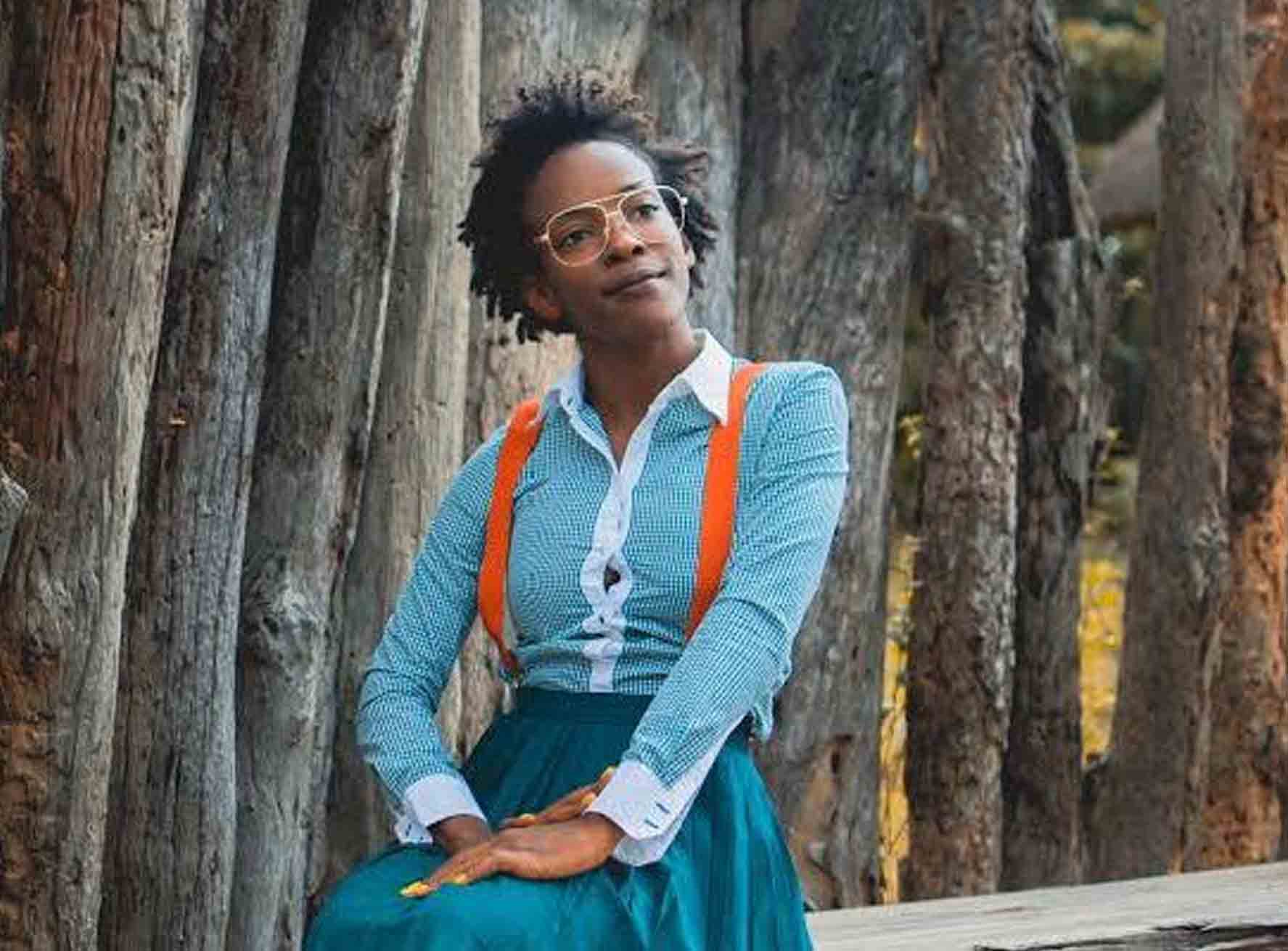 Cutana Carvalho, cantora evangélica.