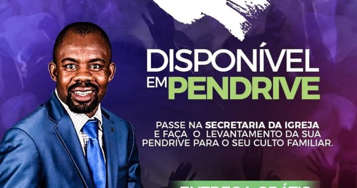 Pastor oferece pendrive com pregações