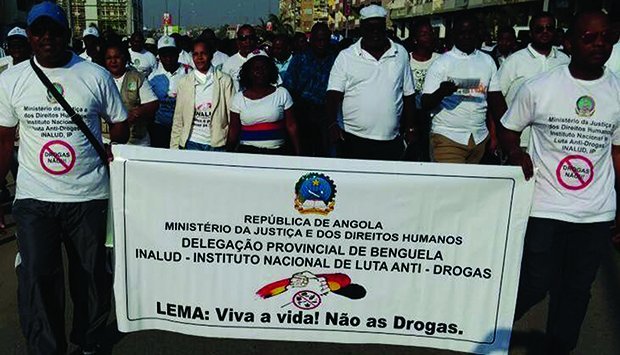 Associação realiza marcha de apoio as vitimas de drogas