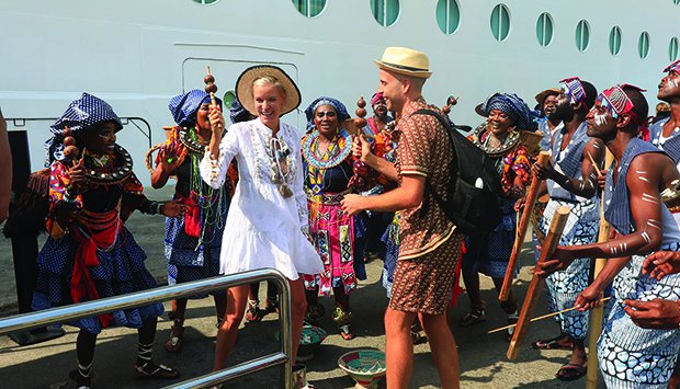 Beleza das praias de Luanda encanta excursionistas estrangeiros