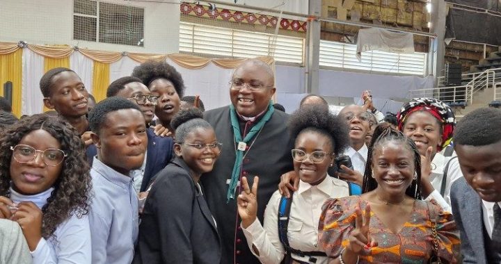 Angola – Juventude católica celebrou a solenidade de Cristo Rei